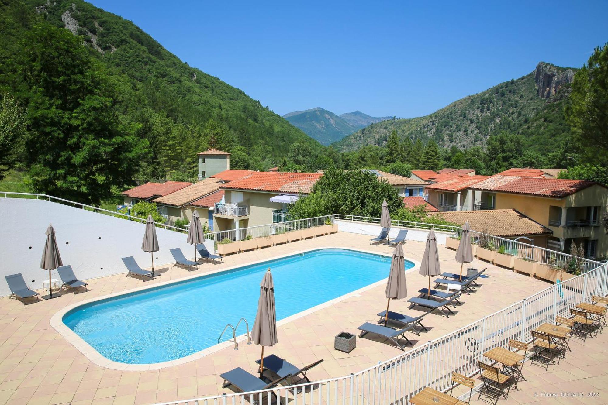 Hotel Le Refuge Des Sources Digne-les-Bains Exterior photo